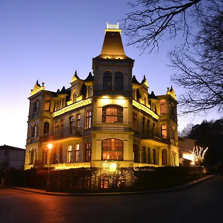 Waldschloss App 13 *